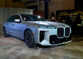 2027 BMW 7 Series Gallery: Did They Finally Fix The Ugly Face?