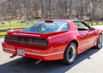 1986 Pontiac Firebird Trans Am WS6