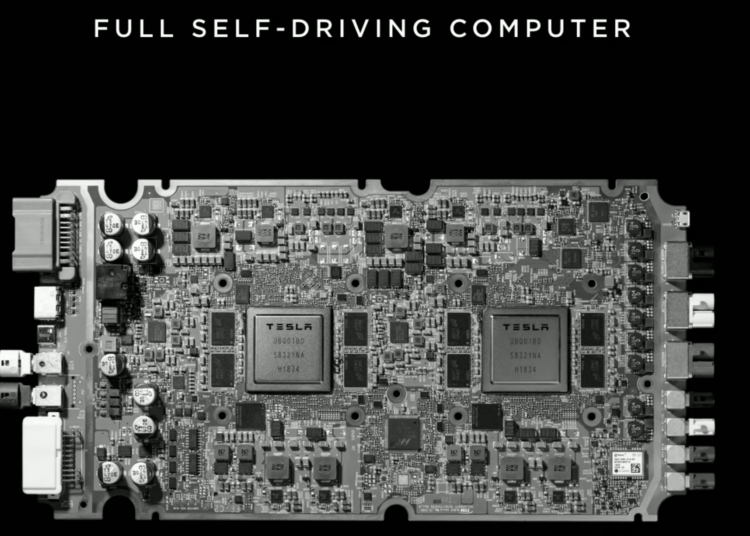 Thousands of Tesla Owners Demand $7,500 Refunds After FSD Launch Locks Them Out