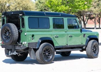 1995 Land Rover Defender 110 300Tdi 5-Speed