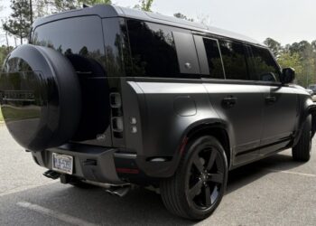 2023 Land Rover Defender 110 Carpathian Edition