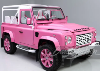 This Hot Pink Barbie Defender 90 Is Heading to Auction With No Reserve