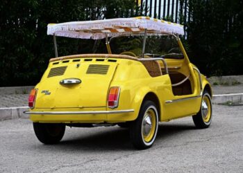 650-Powered 1971 Fiat 500F Jolly Conversion