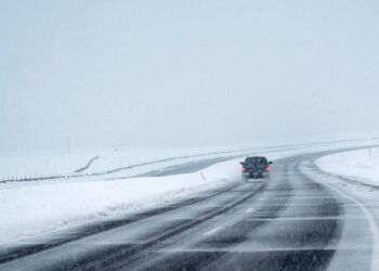 Winter Storm Warning: 1-2 Feet of Snow & 40-Degree Temperature Crash Threaten Roads Across CO, WY, UT, ID