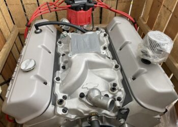 GM Performance Parts Anniversary Edition Chevrolet 427 Crate Engine