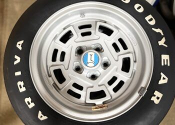 15×7″ and 15×8″ Campagnolo Magnesium Wheels for DeTomaso Pantera at No Reserve