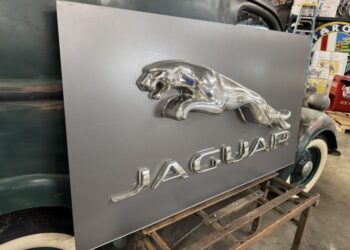Illuminated Jaguar Sign at No Reserve