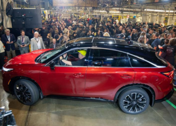 Infiniti Starts QX65 Coupe SUV Production to Take on Lexus RX and BMW X6