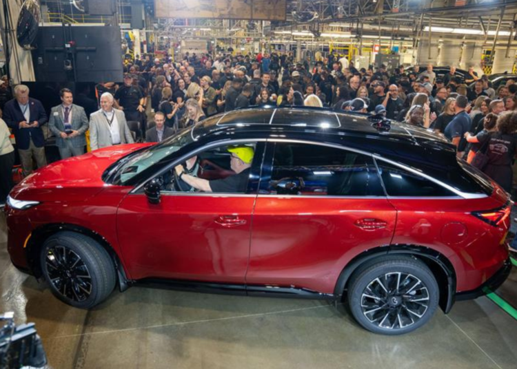 Infiniti Starts QX65 Coupe SUV Production to Take on Lexus RX and BMW X6