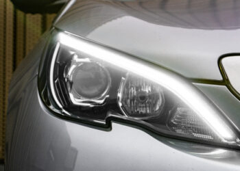 Why Daytime Running Lights Are Mandatory In Europe But Not In The US
