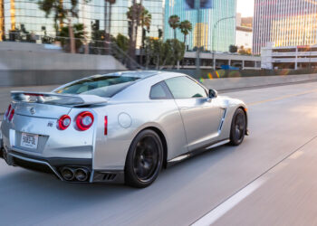 Nissan’s Godzilla Will Return To Destroying Porsches And Corvettes With More Power And More Tech