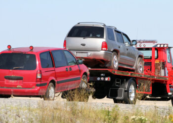 A Comprehensive And Terrifying List Of Parts That Can Break If You Flat Tow An AWD Vehicle