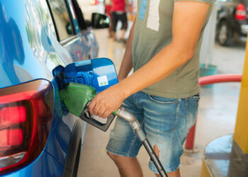 Consumer Reports Says Giving Premium Gas To Your Car Is A Waste, Not A Little Treat