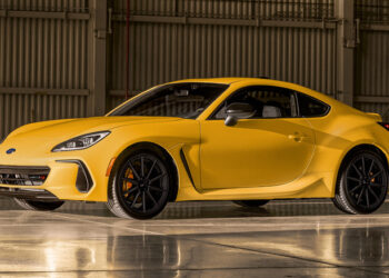 These Are The Main Differences Between The Toyota GR86 Yuzu And The Subaru BRZ Series.Yellow