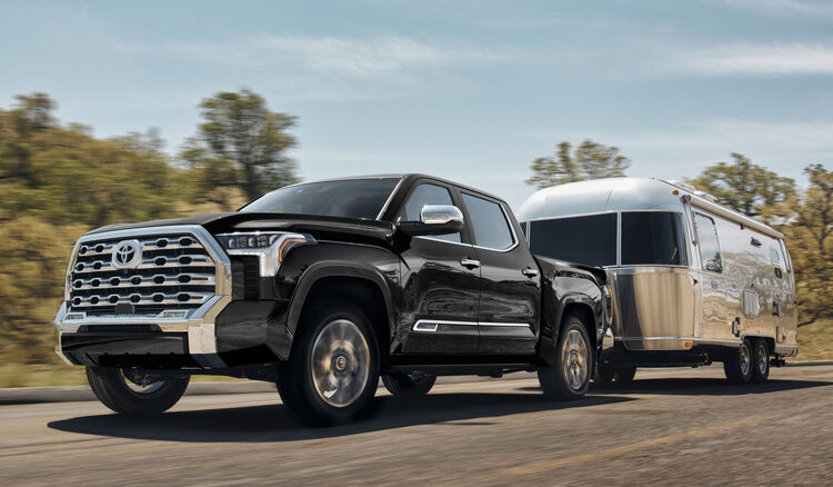 Toyota Knows Few Japanese Buyers Want A LHD Made-In-America Tundra Pickup, But It’s Selling It There Anyway