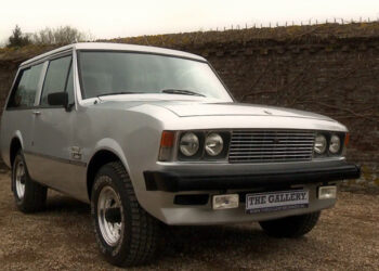 How An F1 Driver Turned The Utilitarian International Scout Into A Luxury Off-Roader