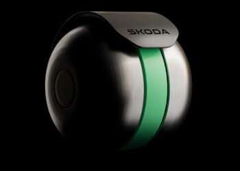Škoda’s Brilliant New Bicycle Bell Penetrates The Noise Cancelling Headphones Of Ignorant Pedestrians