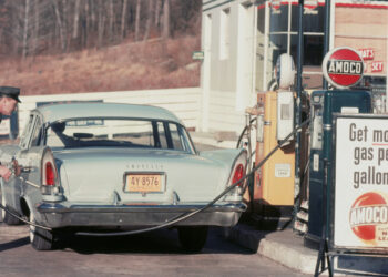 The Best Unconventional Advice For Saving Money On Gas, According To Our Readers