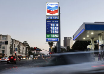 Chevron Exec Says You Should Just Drive Less Instead Of Investing In Renewable Energy