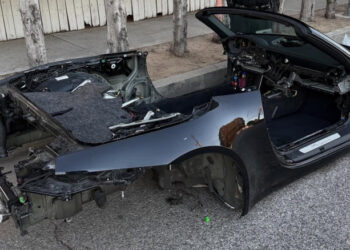 Los Angeles Car Strippers Leave Porsche 911 A Shell Of Its Former Self