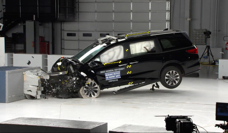 Honda Recalls 440,830 Odyssey Minivans For Rear Curtain Airbags That May Deploy After Hitting A Pothole