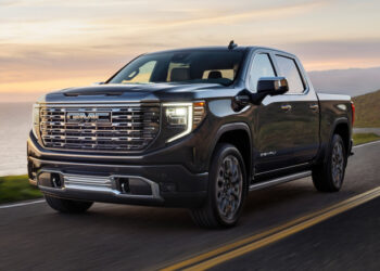 GM Patents Tech That Monitors How You’re Loading Your Pickup Truck So It Can Tell You You’re Doing It Wrong