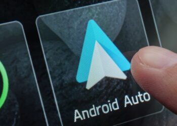 Why Picking A Good Cable For Android Auto Can Be More Complicated Than You’d Think