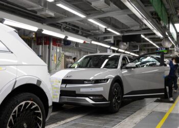 Gas Prices Just Flipped the EV Market—Hyundai Sales Jump 40%