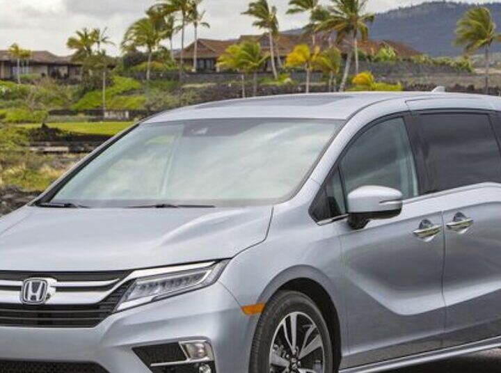 Honda Recalling 440K Minivans to Fix Airbag Issue