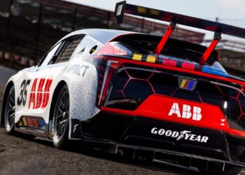 NASCAR Considers Electric Race Cars—and Fans Are Furious