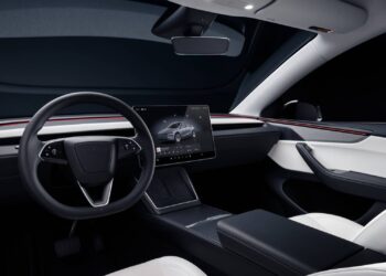 Car Screens Went Too Far—Now Brands Are Bringing Buttons Back