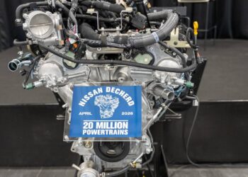 This Frontier V6 Survived 300 Hours at Redline—Now It’s Nissan’s 20 Millionth Engine