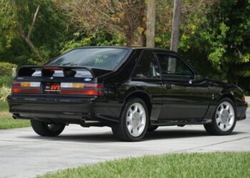 6k-Mile 1993 Ford Mustang SVT Cobra