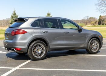 2012 Porsche Cayenne S Hybrid at No Reserve