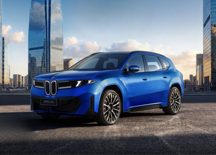 BMW Says Its Next i7 Will Cut Emissions by a Third