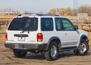 19k-Mile 1998 Ford Explorer Sport 2-Door 4×4 at No Reserve