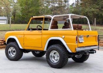 347 Stroker–Powered 1975 Ford Bronco 5-Speed