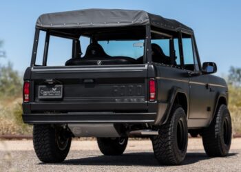 302-Powered 1968 Ford Bronco 3-Speed at No Reserve