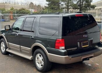2003 Ford Expedition Eddie Bauer 5.4L 4×4 at No Reserve