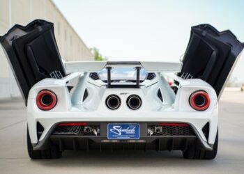 Ricky Stenhouse Jr.’s 213-Mile 2017 Ford GT