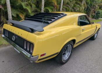 Ex-Steve Davis 1970 Ford Mustang Boss 302 4-Speed