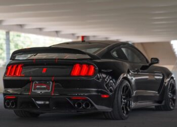 5k-Mile 2017 Ford Mustang Shelby GT350R