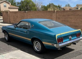 466-Powered 1969 Ford Mustang SportsRoof