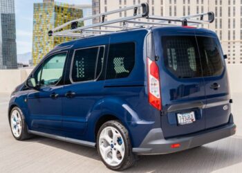 Focus ST-Swapped 2014 Ford Transit Connect XLT 6-Speed