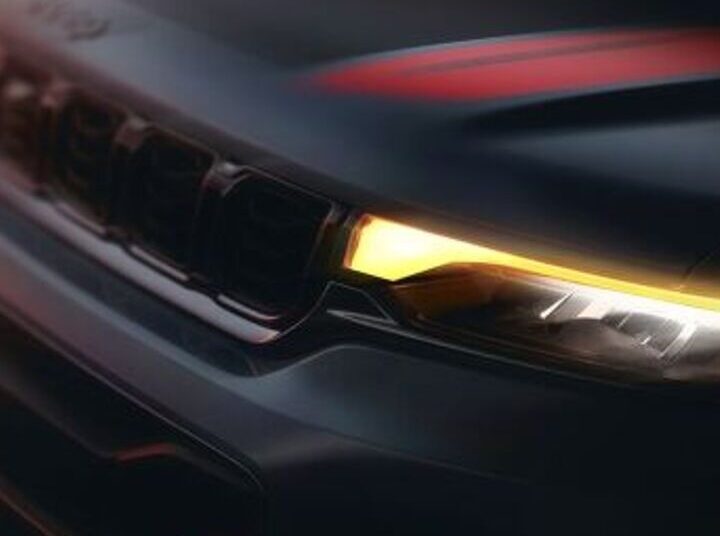 Jeep Teases a More Capable Grand Cherokee for 2026 — The Trailhawk is Coming