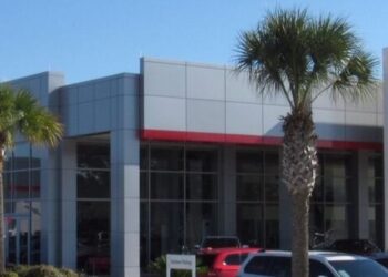 Americans Wading Deeper into Auto Loan Debt as Car Price Rise