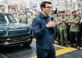 Rivian Starts Building the SUV That Could Make or Break the Company