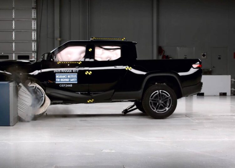 Tesla Cybertruck Vs. Rivian R1T: Which Electric Pickup Is Safest?