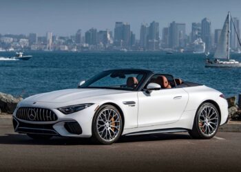 Mercedes-Benz Is Reversing Course on the SL