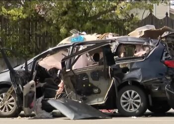 Minivan Turns Into Bomb as Driver Lights Cigarette Next to Leaking Propane Tank